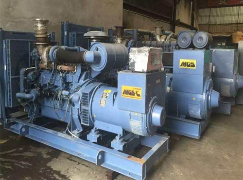 禄丰发电机组带负载降电压是什么原因照成的？