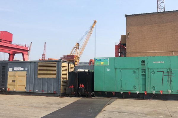 禄丰发电机出租空气滤清器的清洁频率是多少？