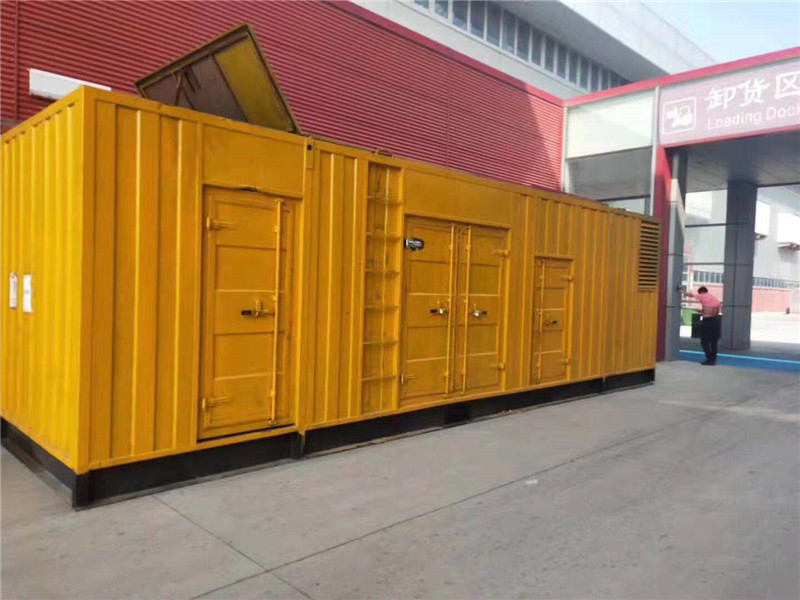 禄丰国内外发电机组租赁合同在明确设备维护责任方面有哪些不同做法？