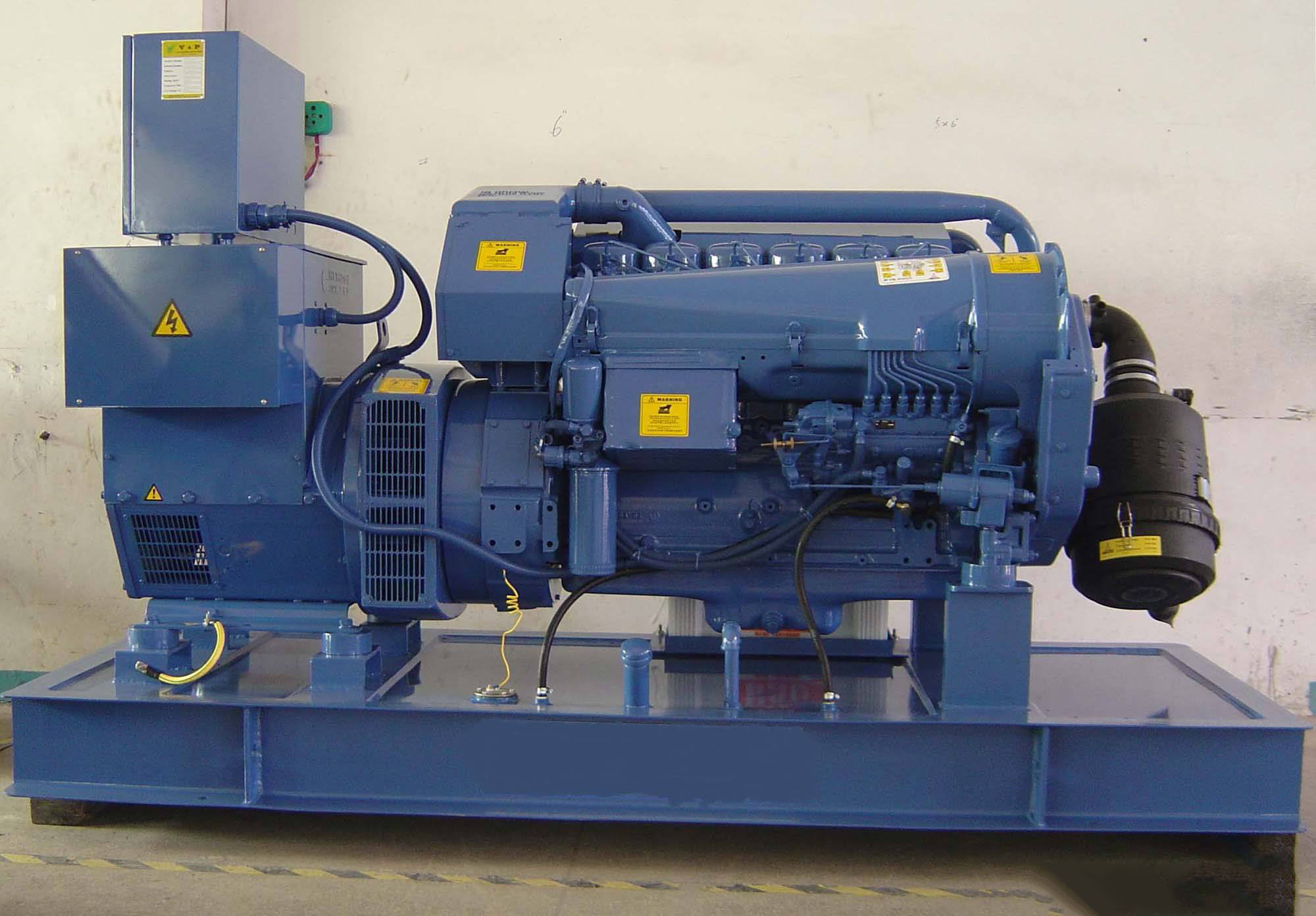 禄丰汽油发电机组冬季启动前,电瓶需要做哪些检查和维护?