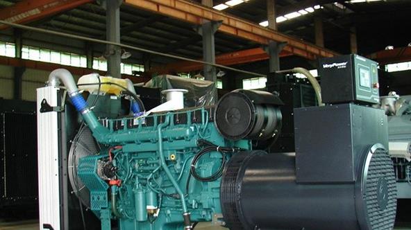 禄丰如何判断柴油发电机组的机油是否需要更换？